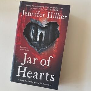 Jennifer Hillier 'Jar of Hearts' Thriller Novel